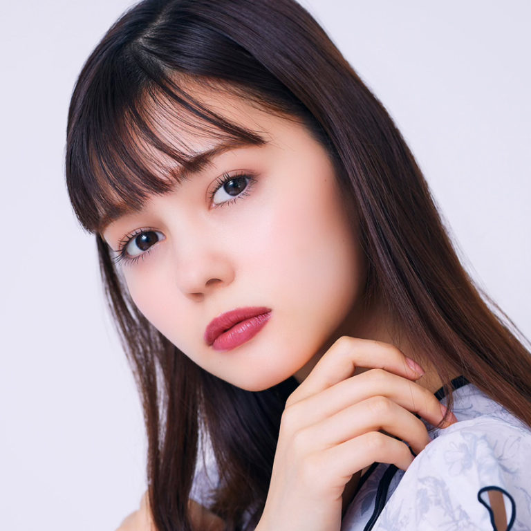 村上愛花