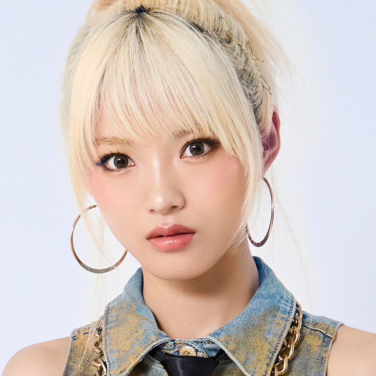 鶴屋美咲(Girls²)