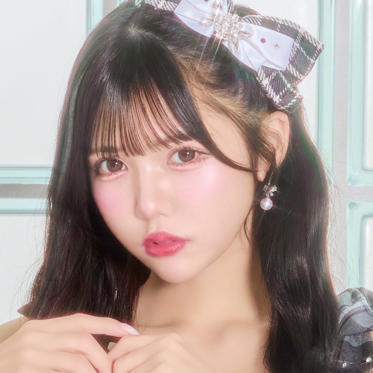 津代美月