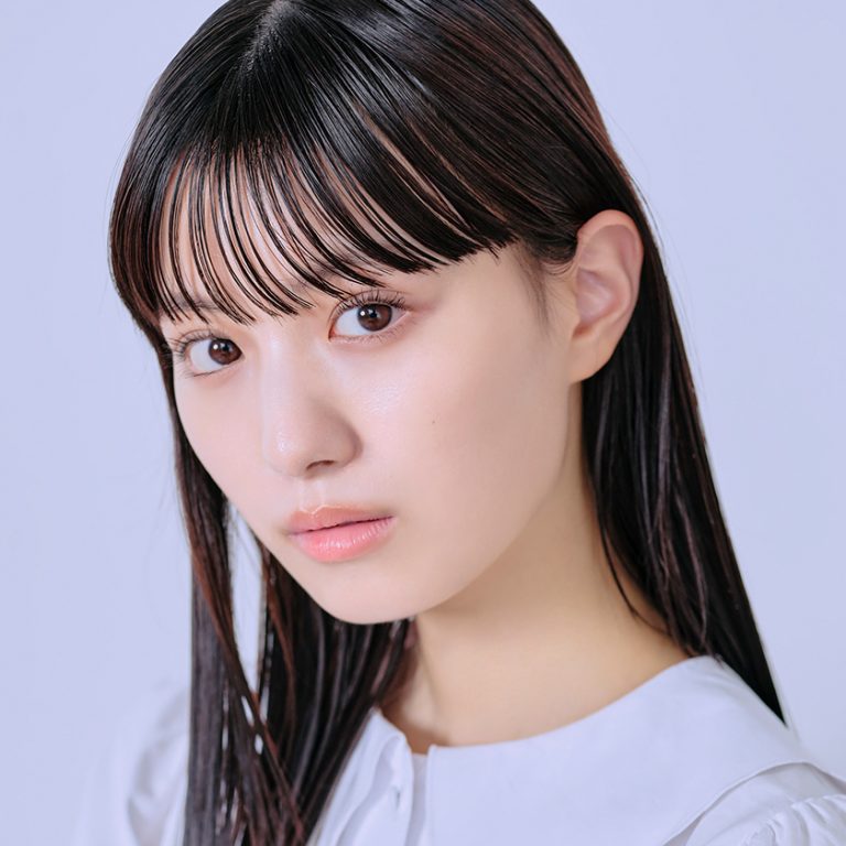 鶴嶋乃愛