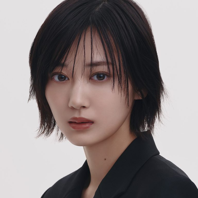 山下美月